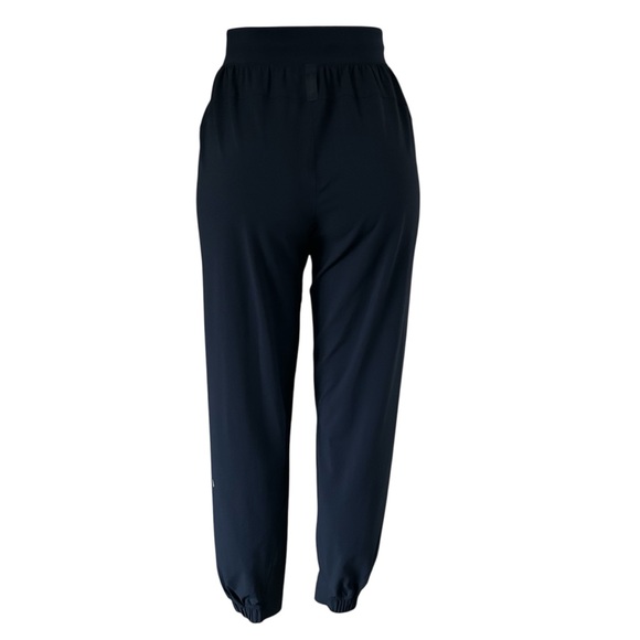 BNWOT RARE Lululemon Navy License to Train Jogger Pants - Picture 8 of 9